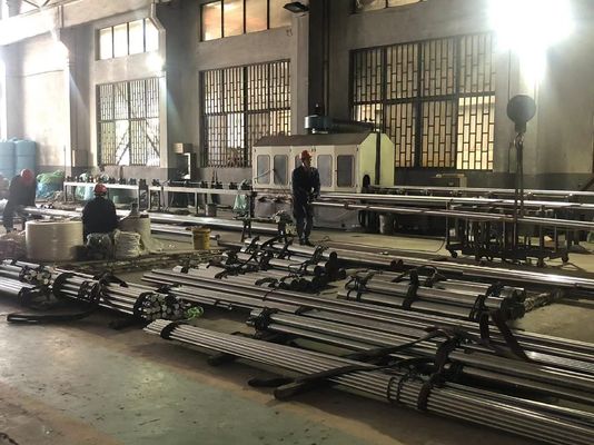 Mua 40CR bề mặt hoàn thiện / độ thô 0,4 Giữa 50-55 độ Chrome Piston Rod Thiết bị y tế online manufacture
