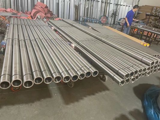 Đèn nhôm rỗng rỗng mỏng bề mặt đánh bóng 1000mm - 8000mm